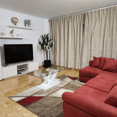 Lujoso Apartamento Vacacional Apartment Carrizal Ngoại thất bức ảnh