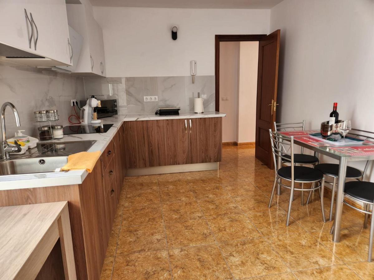 Lujoso Apartamento Vacacional Apartment Carrizal Ngoại thất bức ảnh
